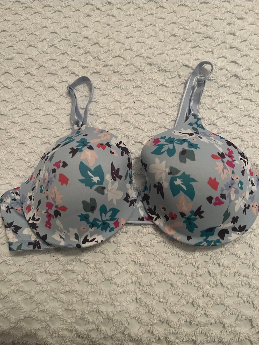 Warner's Light Blue Floral Molded T-Shirt Bra